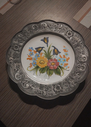 Assiette décorative etain céramique, état: Bon état, 40,00 €, 42,70 € Protection acheteurs incluse