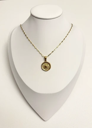 Gold stainless steel round star necklace, brand: Accessories, condition: Very good, £6.00, £7.00 includes Buyer Protection Pro