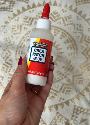 Colle blanche action, très bon état, utilisé une fois, marque: Action, état: Très bon état, 1,00 €, 1,75 € Protection acheteurs incluse