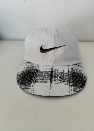 Nike cap. Vintage 1990. One size., marke: Nike, zustand: Gut, größe: Einheitsgröße, 22,00 €, 23,80 € inklusive Vinted-Käuferschutz