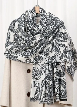 Echarpe beige et bleu, marke: Boutique Parisienne, zustand: Sehr gut, 12,00 €, 13,30 € beinhaltet Vinted-Käuferschutz Pro