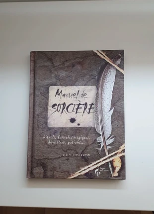 Manuel De Sorcière, zustand: Neu, 8,00 €, 9,10 € inklusive Vinted-Käuferschutz