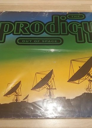 The Prodigy – Out Of Space (1992), estado: Bom, €25.00, €26.95 inclui Proteção do Comprador
