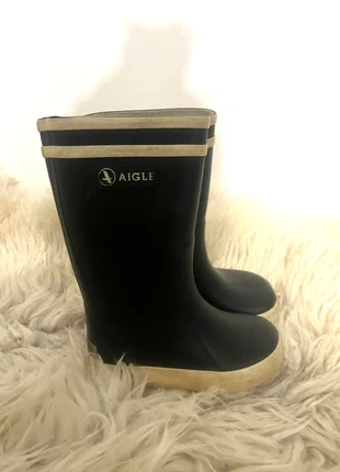 Bottes aigle marine et blanc 21, marque: Aigle, état: Très bon état, taille: 12-18 mois / 80 cm, 15,00 €, 16,45 € Protection acheteurs incluse
