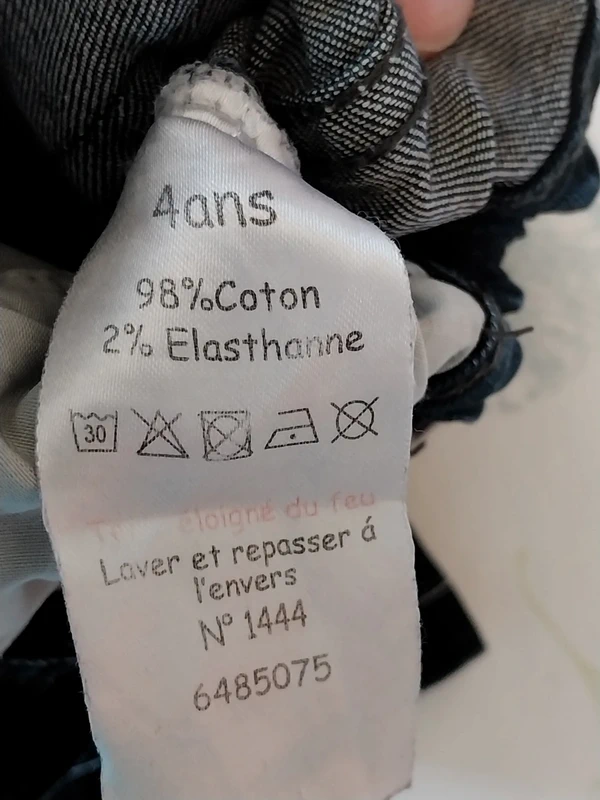 Lot de 2 jeans garçon 4 ans - photo numéro 5