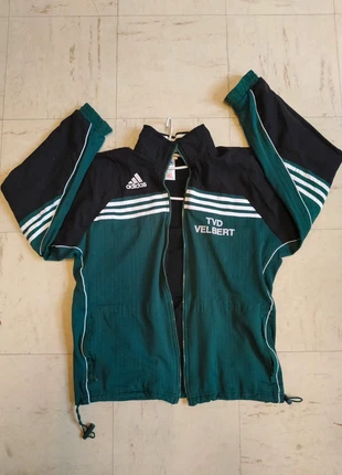 Adidas TrackJacket Green 3 stripes vintage, brand: adidas, condizioni: Discrete, taglia: M, €20.00, €21.70 include la Protezione acquisti