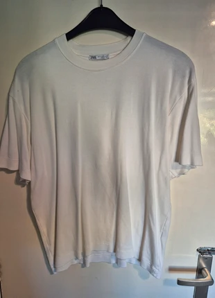 Zara T shirt, marque: Zara, état: Bon état, taille: M, 2,00 €, 2,80 € Protection acheteurs incluse