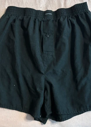 Short noir, marke: Carlo Colucci, zustand: Sehr gut, größe: XXL, 3,00 €, 3,85 € inklusive Vinted-Käuferschutz