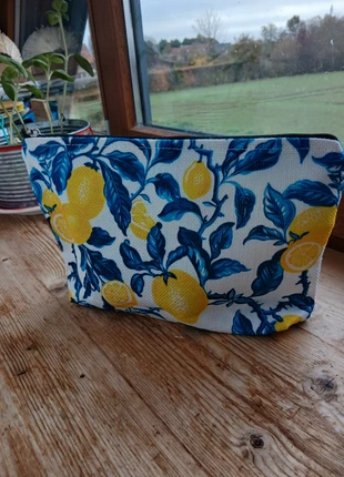 Trousse à maquillage citron, marque: trousse à maquillage, état: Neuf sans étiquette, 2,50 €, 3,33 € Protection acheteurs incluse