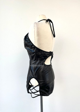 Kinky Wetlook Kleid mit Schnürung, marque: KinkStar, état: Très bon état, taille: M / 38 / 10, 25,00 €, 26,95 € Protection acheteurs incluse