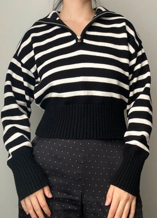 Striped zip pullover – ribbed half-zip knit in black & cream, marca: Bershka, estado: Nuevo sin etiquetas, tamaño: S / 36 / 8, 20,00 €, 21,70 € Protección al comprador incluida