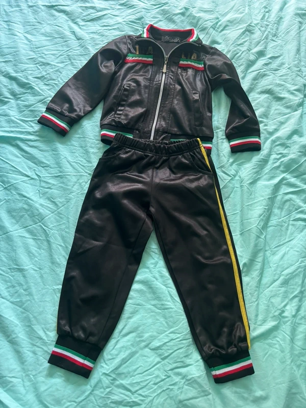 Ensemble jogging gilet Italia simili cuir 3 ans