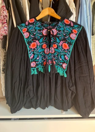 Blusón / blusa / chaqueta bordado estilo boho Bershka talla S, marque: Bershka, état: Très bon état, taille: S / 36 / 8, 15,00 €, 16,45 € Protection acheteurs incluse