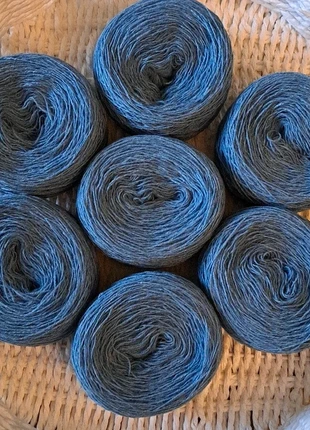 7 pelotes bleu jean – douceur et finesse, marke: Lana, zustand: Neu, 14,00 €, 15,40 € inklusive Vinted-Käuferschutz