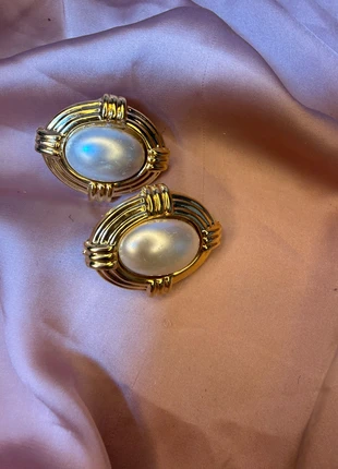 Boucles d’oreilles vintage dorées – effet perle nacrée (4,5 x 4 cm), état: Neuf sans étiquette, 4,00 €, 4,90 € Protection acheteurs incluse