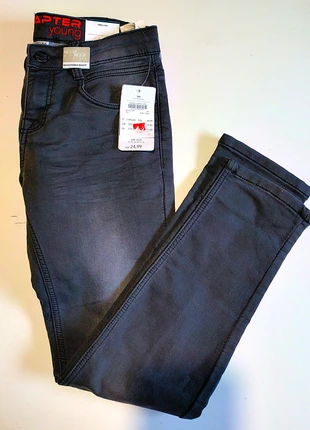 Jeans Takko Fashion Nero, marca: Takko Fashion, estado: Novo com etiquetas, tamanho: 13 anos / 158 cm, €15.00, €16.45 inclui Proteção do Comprador
