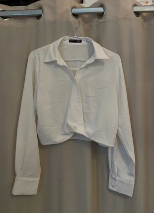 chemisier blanc, marque: Shein, état: Très bon état, taille: M / 38 / 10, 5,00 €, 5,95 € Protection acheteurs incluse