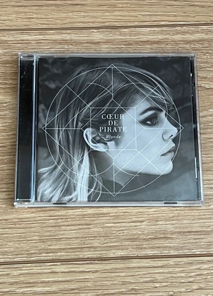 Blonde van Cœur De Pirate - cd album, staat: Heel goed, € 4,00, € 4,90 inclusief Kopersbescherming