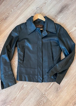 Veste 100 % cuir Naf Naf, brand: Naf Naf, condizioni: Ottime, taglia: S / IT 40 / EU 36, €35.00, €37.45 include la Protezione acquisti
