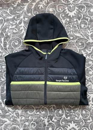 Survêtement Veste Sergio Tacchini Homme, marke: Sergio Tacchini, zustand: Sehr gut, größe: XL, 25,99 €, 27,99 € inklusive Vinted-Käuferschutz