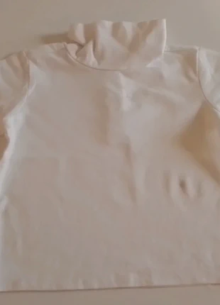 T shirt longues manches avec petit col mixte 6 mois, brand: C&A Baby Club, condizioni: Ottime, taglia: 6-9 mesi / 68 cm, €1.00, €1.75 include la Protezione acquisti