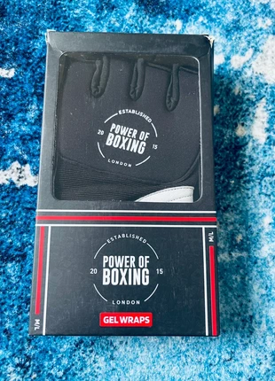 High quality gel gloves with hand wraps, brand: UK, condition: New with tags, size: M, £12.00, £13.30 includes Buyer Protection