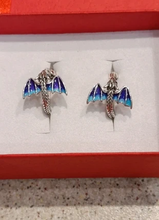 Orecchini cerchi particolari con drago, merk: Argento, staat: Heel goed, € 11,00, € 12,25 inclusief Kopersbescherming