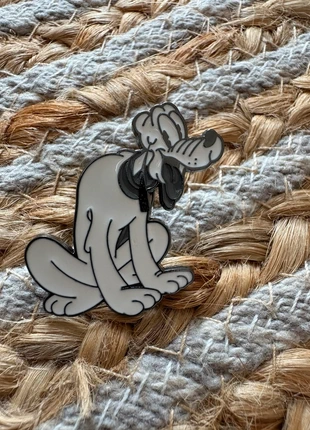 Pins Pluto, zustand: Sehr gut, 4,00 €, 4,90 € beinhaltet Vinted-Käuferschutz Pro
