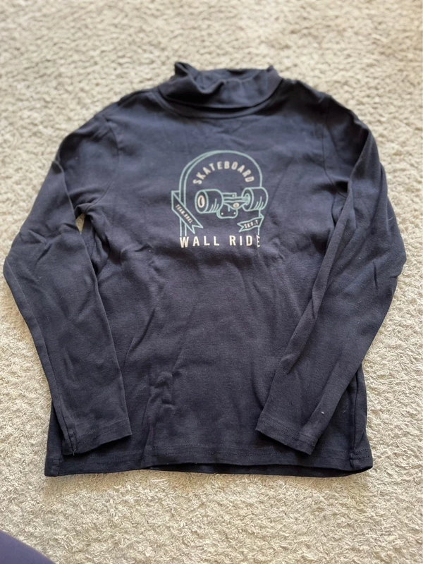 Lot de 4 sous-pulls taille 8 ans marque Kiabi et Tape à l’œil - photo numéro 5