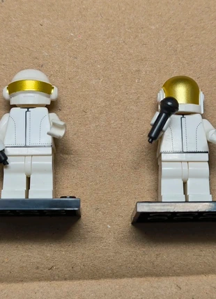 figurine Daft Punk, marke: Daft punk, zustand: Sehr gut, größe: Einheitsgröße, 9,90 €, 11,10 € inklusive Vinted-Käuferschutz