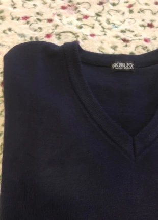 Pull col V taille L, marca: LAINE, estado: Muy bueno, tamaño: L, 7,00 €, 8,05 € Protección al comprador incluida