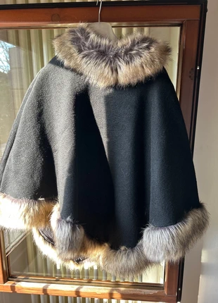 Cappa / poncho / mantella - Elegant Cape, marque: Amara, état: Neuf sans étiquette, taille: Taille unique, 50,00 €, 53,20 € Protection acheteurs incluse