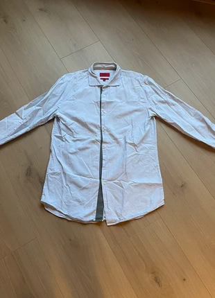 Chemise Hugo boss bleu très clair, merk: Hugo Boss, staat: Heel goed, maat: L, € 7,00, € 8,05 inclusief Kopersbescherming