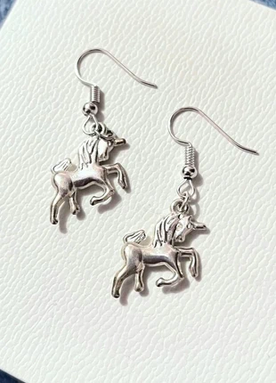 Boucles d'oreilles argentées chevaux, condition: Very good, €4.50, €5.43 includes Buyer Protection