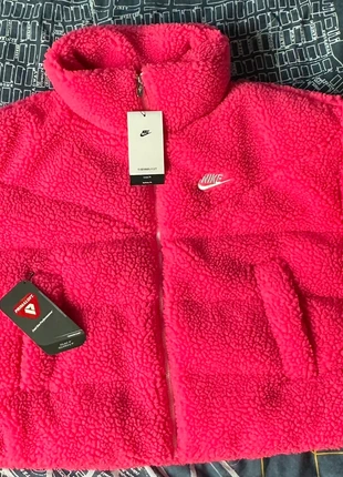 Doudoune Nike City Séries rose - Taille M - Neuve avec étiquette, merk: Nike, staat: Nieuw met prijskaartje, maat: M / 38 / 10, € 65,00, € 68,95 inclusief Kopersbescherming
