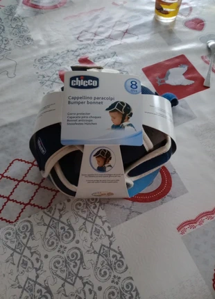 Bonnet anticoup bébé, marque: Chicco, état: Neuf sans étiquette, 15,00 €, 16,45 € Protection acheteurs incluse