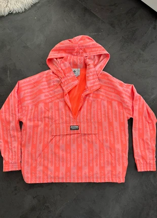 Adidas Windbreaker, brand: adidas, condizioni: Nuovo senza cartellino, taglia: M / IT 42 / EU 38, €35.00, €37.45 include la Protezione acquisti