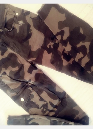 Pantalones Camuflaje Talla 34, marque: Local, état: Neuf sans étiquette, taille: XS / 34 / 6, 15,00 €, 16,45 € Protection acheteurs incluse