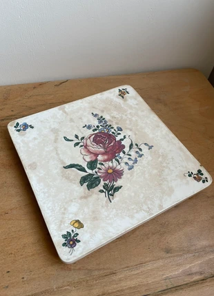 Dessous de plat Villeroy et Boch Mettlach, marca: Villeroy & Boch, estado: Bueno, 15,00 €, 16,45 € Protección al comprador incluida