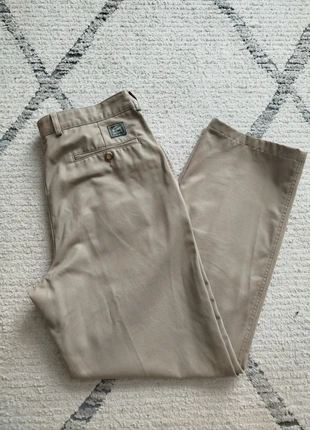 Pantalon Lacoste chino coupe droite beige taille 44, marque: Lacoste, état: Très bon état, taille: XXL, 25,00 €, 26,95 € Protection acheteurs incluse