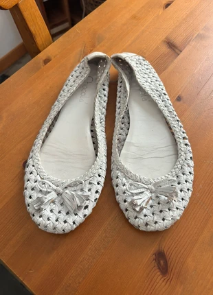 Ballerine bianche con trama, brand: Vintage Dressing, condizioni: Buone, taglia: 40, €4.00, €4.90 include la Protezione acquisti