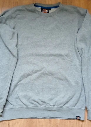 Pull col rond dickies taille M en très bon état, marca: Dickies, estado: Muy bueno, tamaño: M, 15,00 €, 16,45 € Protección al comprador incluida