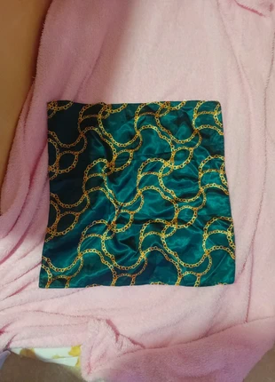 pañuelo esmeralda estilo satén en verde y dorado, marque: Local, état: Neuf avec étiquette, 1,00 €, 1,75 € Protection acheteurs incluse