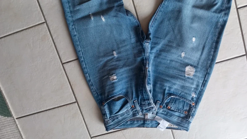 Jean 7/8 e large levis 501 bas effilé - photo numéro 2