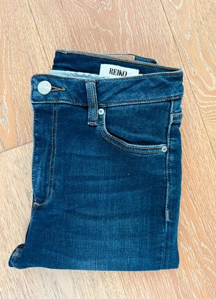 Jean REIKO taille 26, merk: Reiko, staat: Nieuw zonder prijskaartje, maat: S / 36 / 8, € 10,00, € 11,20 inclusief Kopersbescherming
