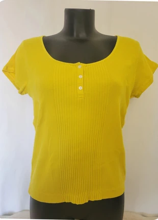 tee shirt jaune ralph lauren taille xl en très bon état, marque: Ralph Lauren, état: Très bon état, taille: XL / 42 / 14, 15,00 €, 16,45 € Protection acheteurs incluse