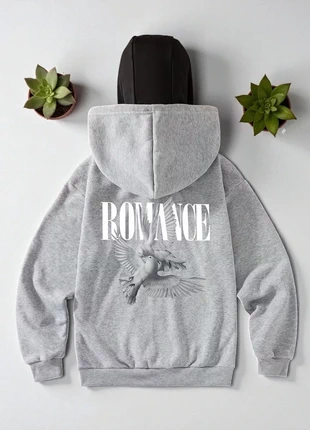 Zip y2k Gris à Cagoule Dessin de Colombe taille M, marque: y2k, état: Neuf avec étiquette, taille: M, 25,00 €, 26,95 € Protection acheteurs incluse