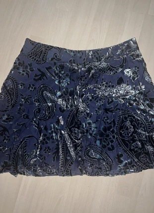 Eleganter Rock, marke: Vero Moda, zustand: Neu, größe: XL / 42 / 14, 12,00 €, 13,30 € inklusive Vinted-Käuferschutz