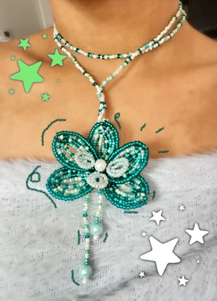 Collier fleur perles vert émeraude, marca: COQUETTE, estado: Muito bom, €15.00, €16.45 inclui Proteção do Comprador