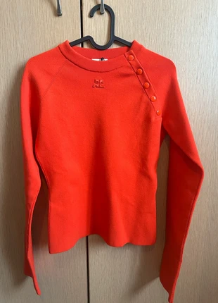 Pull courrèges, marke: Courrèges, zustand: Neu, mit Etikett, größe: M / 38 / 10, 180,00 €, 189,70 € inklusive Vinted-Käuferschutz